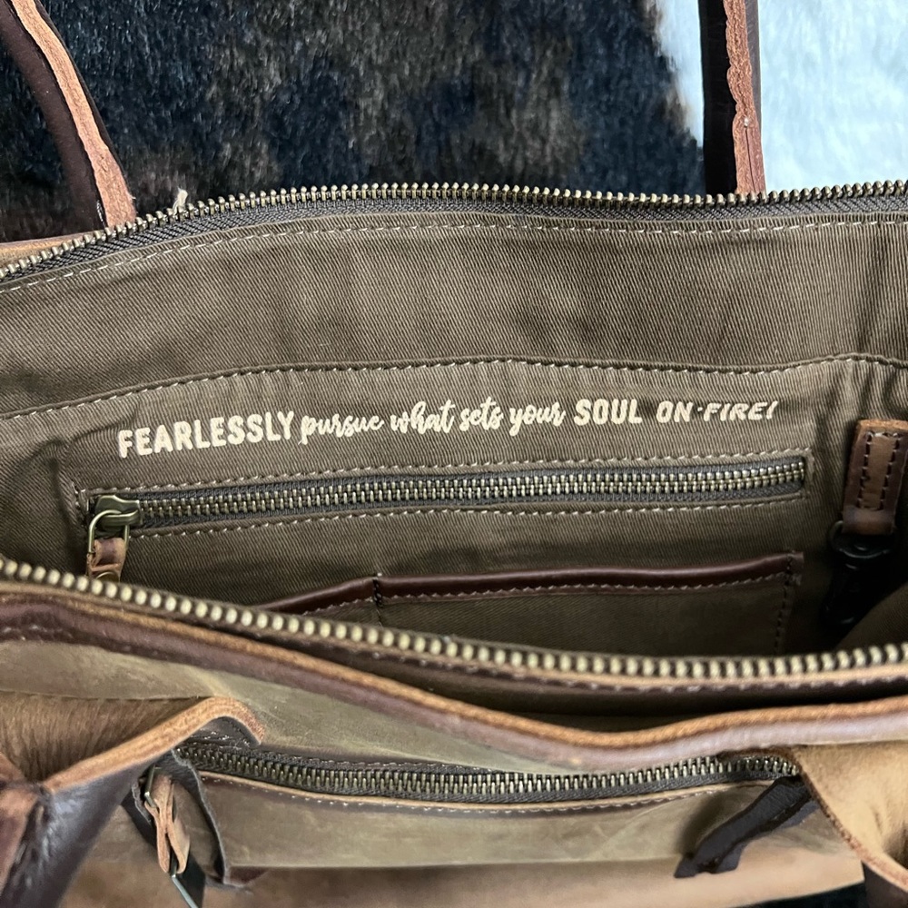 STS RANCHWEAR Tote - Picture 12 of 12
